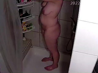 Cam Catches MILF in the Shower