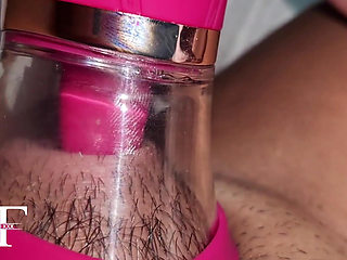 New Sex Toy Makes My Pussy Have an Orgasm