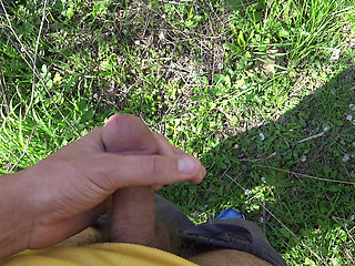 OH MY GOD !!! This Perverted American Milf Let Me Cum In Her Panties !!!