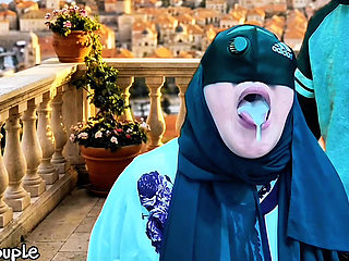 Ibu berhijab pergi ke Maghribi dan seronok ada enak tiri yang seronok untuk diputar dan bogel bersama video viral bahagian 2
