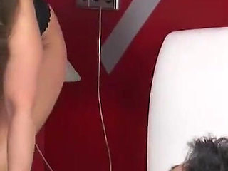 Sexy Milf gets to do hardcore blowjob and deepthroat with big dick