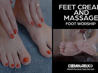 Feet Cream and Massage Foot Worship