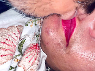 Desi Housewife Naina Pussy Licking and Kissing - Indian Bhabhi HD Sex Video