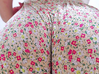 Don't tell anyone you saw this Hijabi Big Booty Tease.