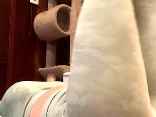 Young amateur teen in solo masturbation getting kinky