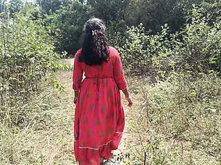 Laxi Ammu Magilmathi outdoor forest sex hot Indian housewife pussy fucked 4k