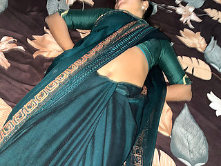 Ritu bhabhi ke sath full injoy in home with devar, full xxx video