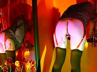 Daddy left his Girl alone