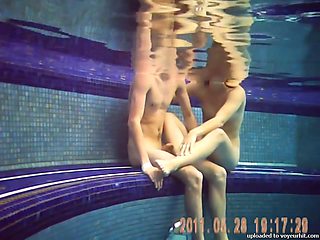 Pool Impressions voyeur