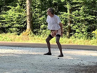 Sculling on the departmental road