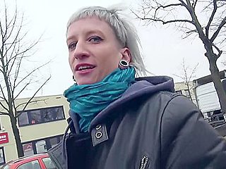 Schlankes Goth Teen 18+ Mitten In Berlin Getroffen Und Gefickt
