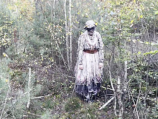 Dead by Daylight Nurse Cosplay - Alone in the Woods