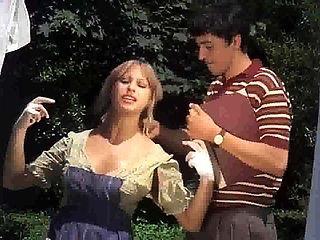 Real amateur skanks have group sex at slutty party in hi def