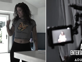 Khloe Kingsley: Squirting on Camera & Red Flags