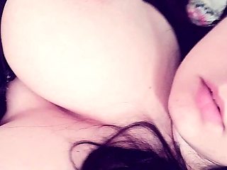 Amateur tennis player exposes her big boobs