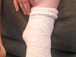 Foot Fetish Jerk off to My Perfect Feet