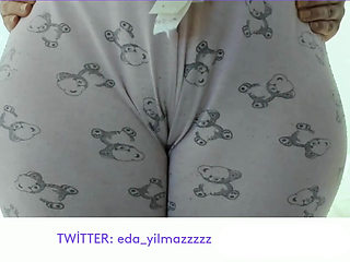 CAMELTOE- MASTURBATION IN PAJAMAS- TURKISH MILF- TURKISH PORN