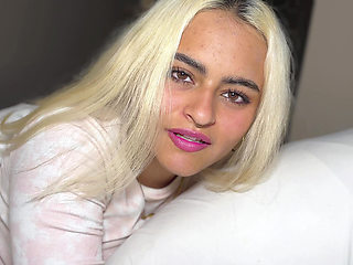 My Stepsister's Best Friend and I Shared a Bed and Things Got Intense Creampie