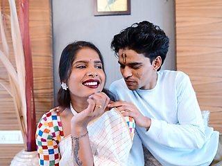 The new boyfriend fucked his girlfriend for the first time as soon as he met her