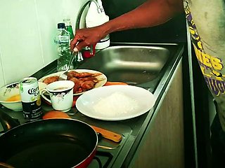 Pablo N3Grobar Face-Fucks Throatpie Queen in Kitchen
