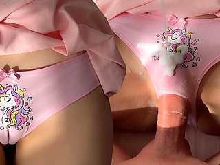 Amateur Roommate Mia Foster Gets Creamy Fuck - No Penetration Promise Broken in Doggy Style