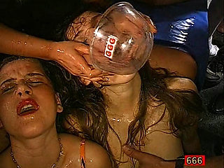 Vintage Teens in Piss and Cum Bukkake Hardcore Ggg John Thompson