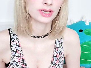 Webcam milf with breast milk live hardcore masturbate