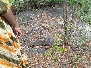 Outdoor breast and pussy licking viral video