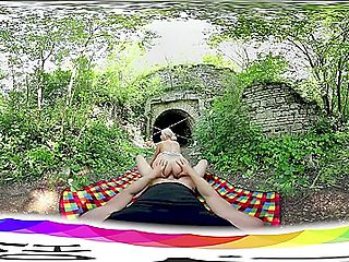 Covert Picnic With Natalie Cherie