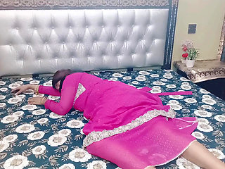 (Face Reveal) Indian Desi Hot Milf how Many People's Know Her Services Indian Desi Xxxxx Sex