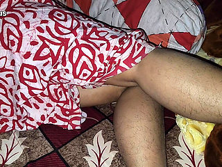 Exploring my Stepmoms Pussy Sharing Bed With Hot MILF