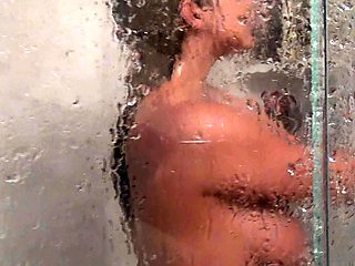 Hot amateur black big boobs fucking HD