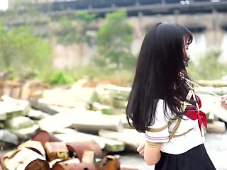Japanese Sexy Schoolgirl