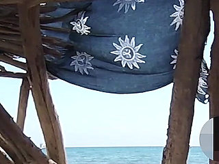 Pussy Flash - Risky Student Session in Beach Canary