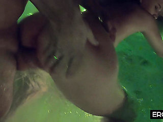 He Squirts Into Her Pussy Hole in the Pool