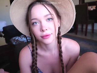 Braided Katekuray Sucks Her Mans Dick