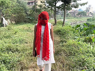 Jungle Outdoor Fast Sex with Laxmi - Desi Bhabhi Anal Blowjob Public Show