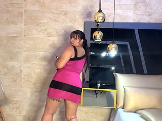 My curves will make you stay by Alina Starr: Amateur, Latina  Sexy Porn