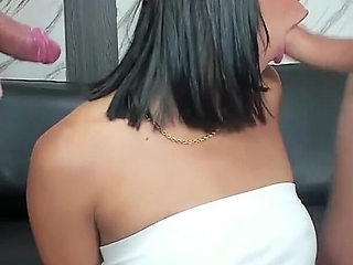 Double Blowjob - Synchronized Mouth and Hand