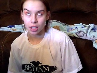 Beauty small tit amateur teen masturbating her shaved pussy