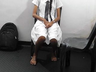 sri lankan school girl fuck with her best friend in hotel room