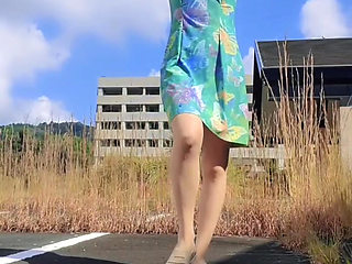 Outdoor-exposure and Peeing