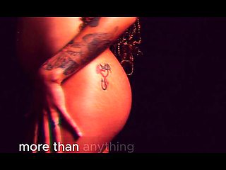 Easy-on-the-eyes girlfriend at asmr movie