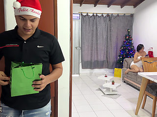 I Give Her a Rich and Hard Fuck to My Horny Stepsister's Horn, She Ends up Surprised with the Juicy Milk