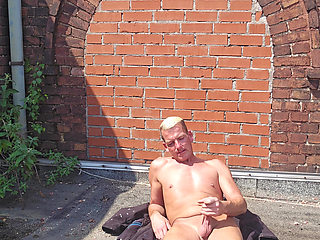 Horny at work-4-Who is playing with me?