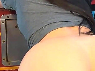 Hot Big Ass Latina Emanuelly Raquel Female Orgasm Interactive Toy Short Jeans Shorts