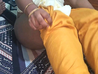 Bangladeshi Bhabhi Blowjob - Married Bengali Housewife Deep Throat Hardcore Sex