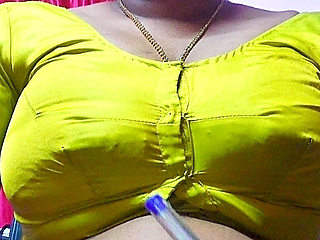 Indian horny Beautiful Lady Sex in private