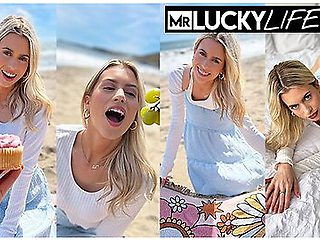 Malibu Beach Date Fuck With Blonde Babe Jill Kassidy