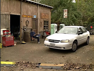 Yvonne Paradise: the Mechanic Makes Me Feel It All Inside